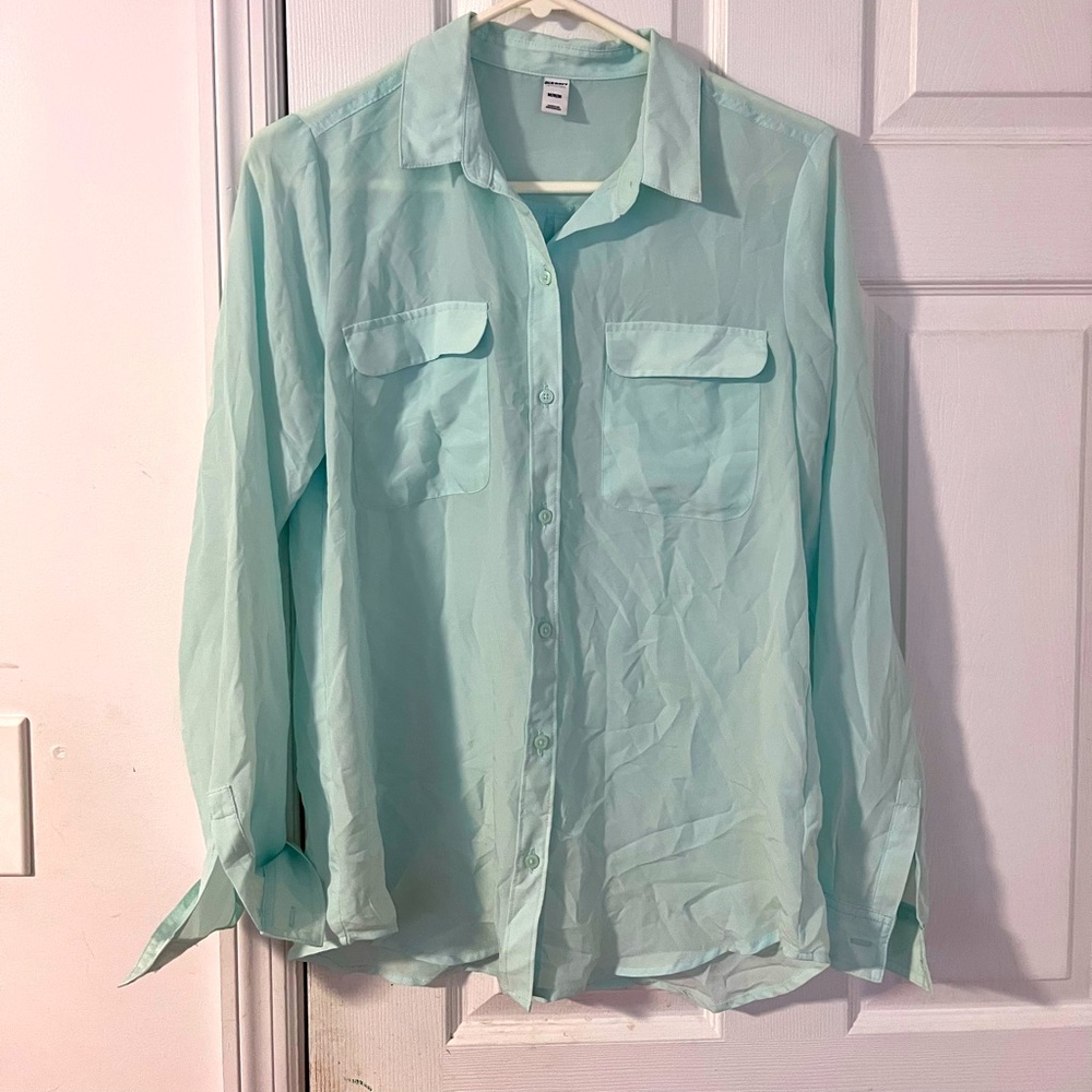 Old Navy turquoise button down Blouse